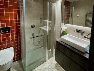 Fayans Ustası